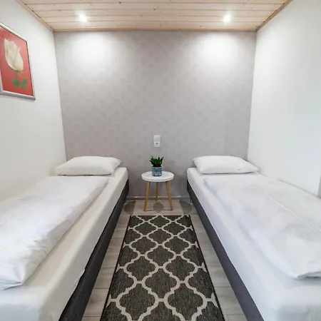 Pensjonacik Krystyna - Krystyna Guest house Mikolajki (Mragowo)