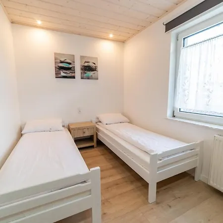 게스트하우스 Pensjonacik Krystyna - Krystyna