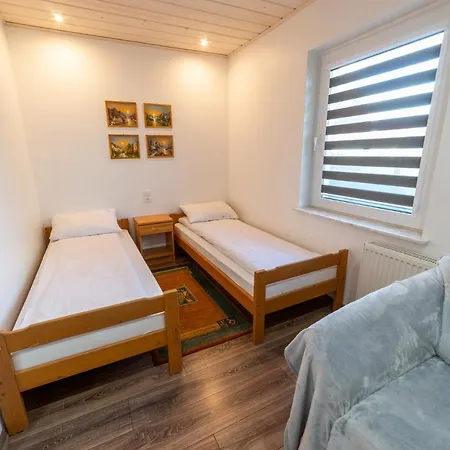 Pensjonacik Krystyna - Krystyna 게스트하우스