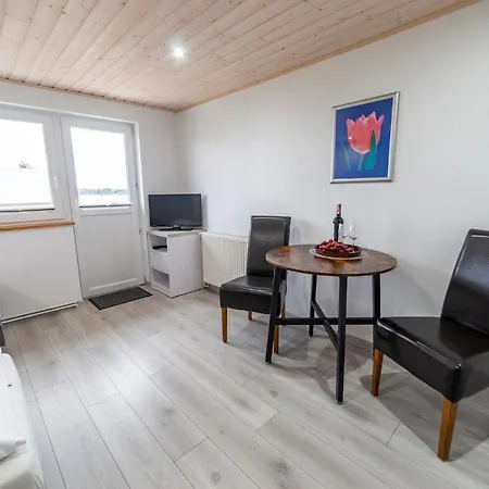 게스트하우스 Pensjonacik Krystyna - Krystyna