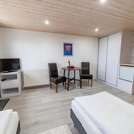 Pensjonacik Krystyna - Krystyna 게스트하우스 3*