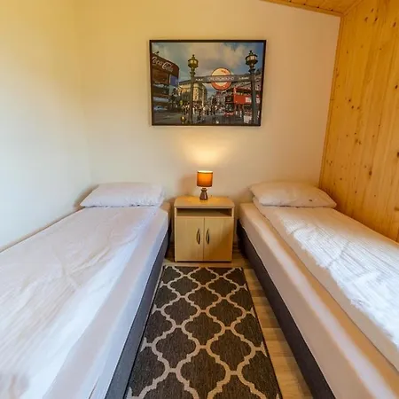 Guest house Pensjonacik Krystyna - Krystyna Mikolajki (Mragowo)