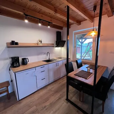 Pensjonacik Krystyna - Krystyna 게스트하우스 3*